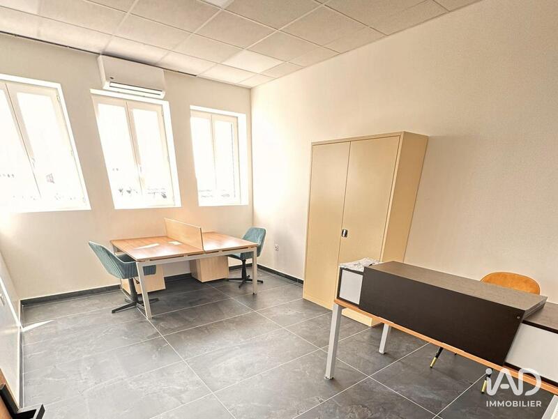 Bureau - 520 m²
