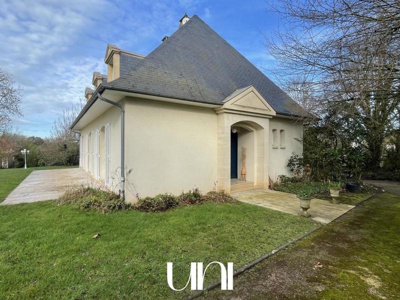 Maison - 190 m² - 7 pièces