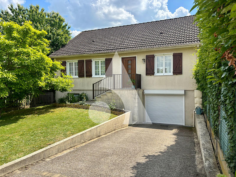 Maison - 87 m² - 5 pièces