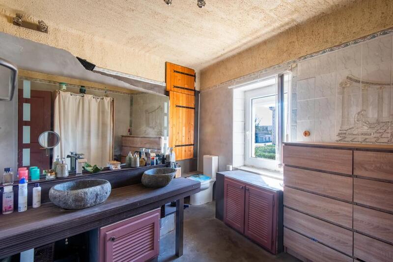 Maison ancienne - 188 m² - 8 pièces