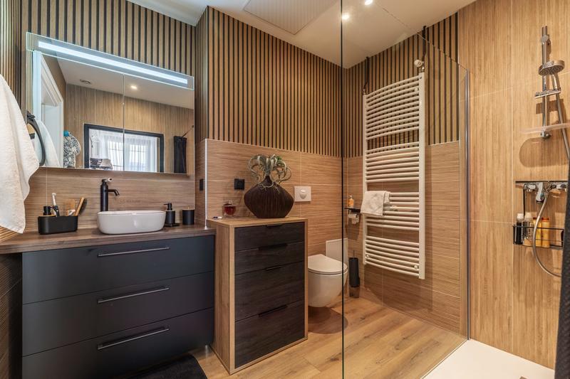 Appartement - 103 m² - 6 pièces