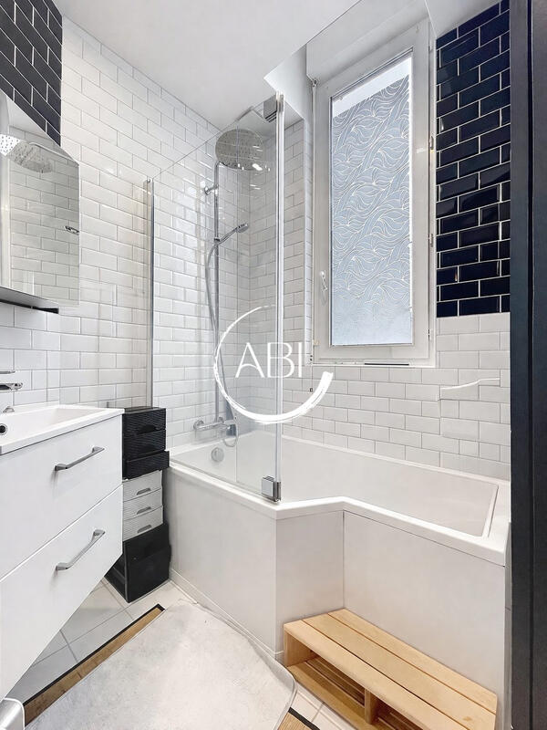 Maison - 122 m² - 6 pièces