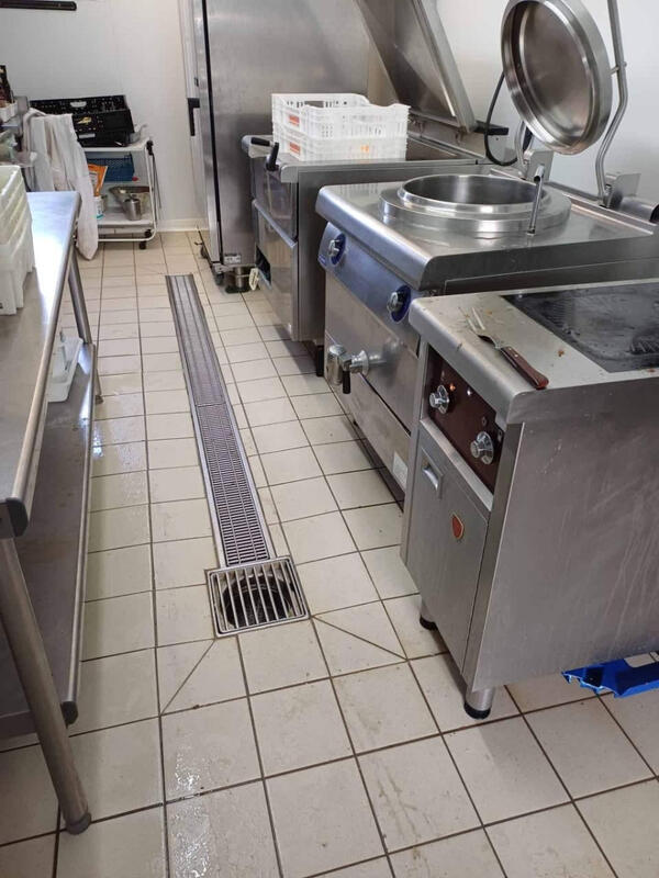 Local commercial - 280 m²