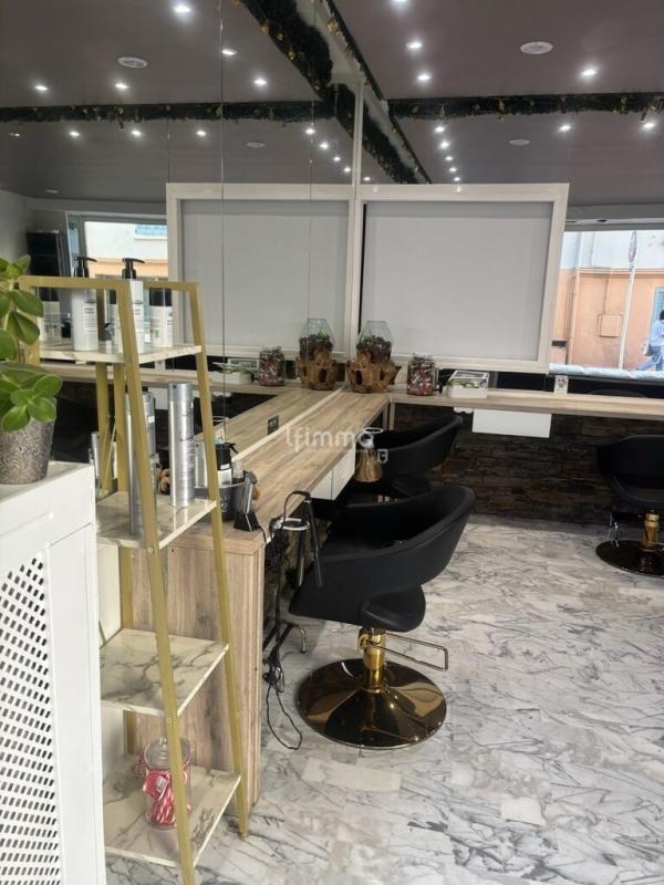 Local commercial - 40 m² - 1 pièce