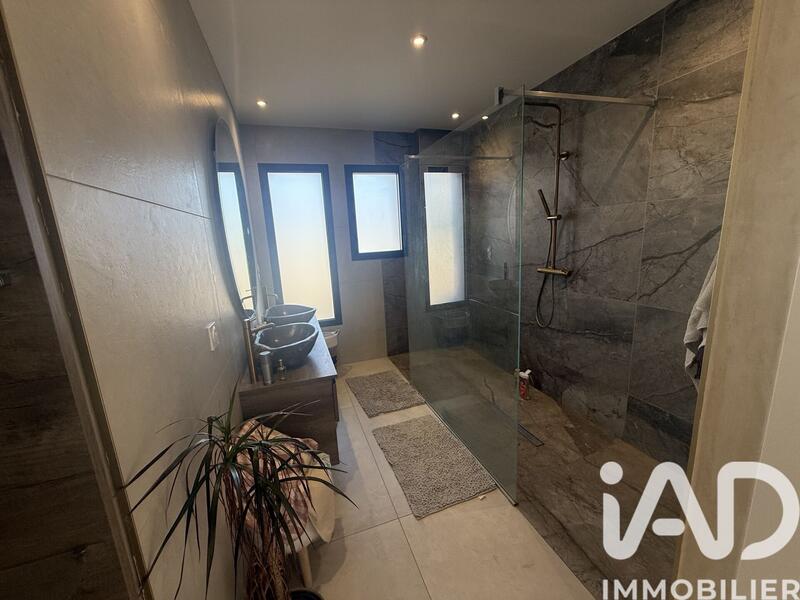 Maison de maîtres - 171 m² - 5 pièces