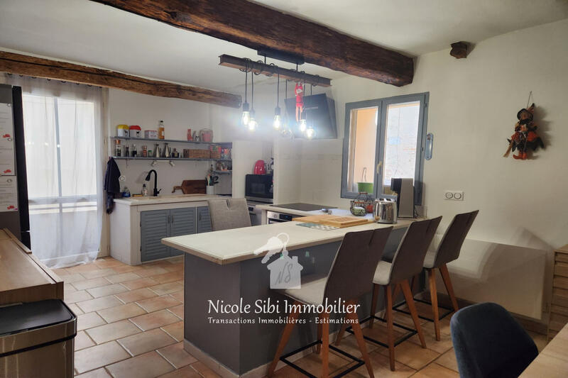 Maison - 95 m² - 4 pièces