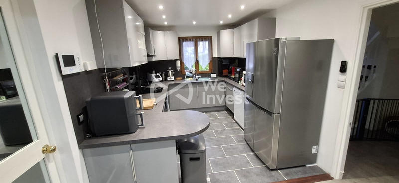 Maison - 174 m² - 7 pièces