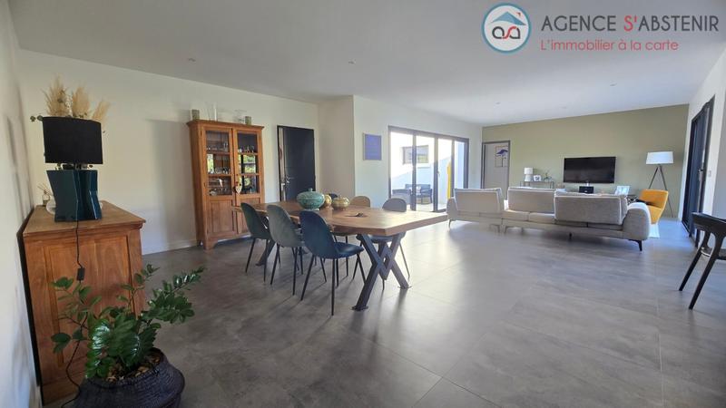 Maison - 160 m² - 5 pièces