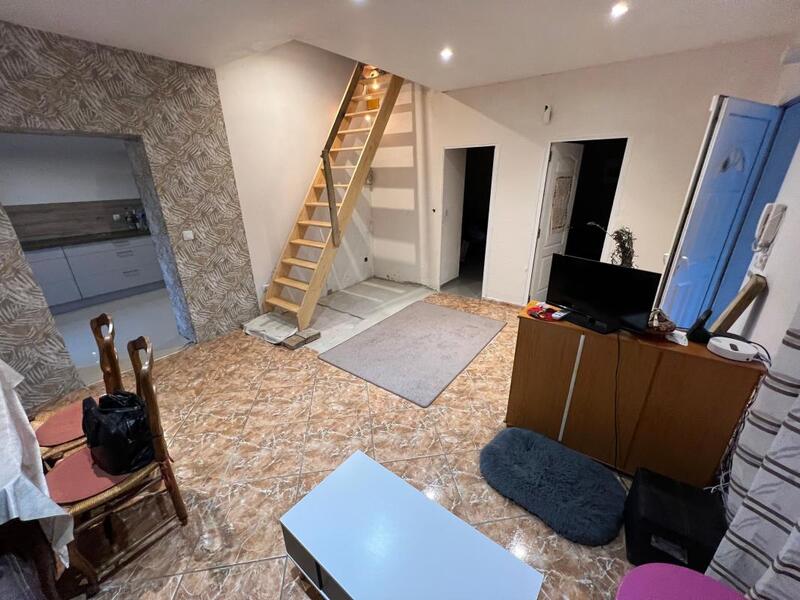 Maison - 96 m² - 5 pièces