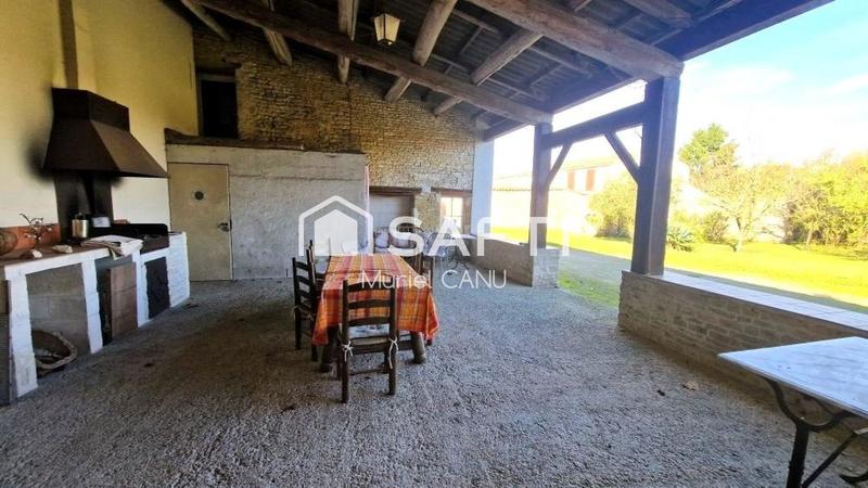 Maison - 312 m² - 7 pièces