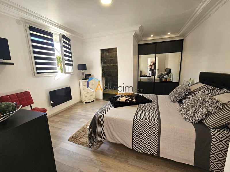 Maison - 102 m² - 5 pièces