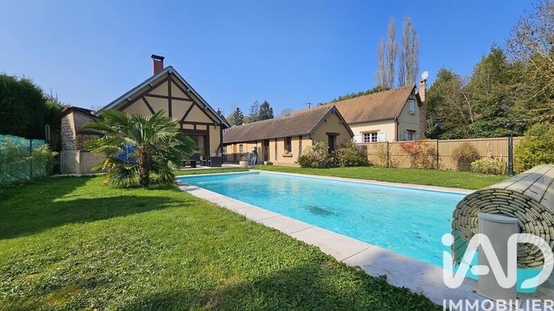 Maison - 184 m² - 7 pièces