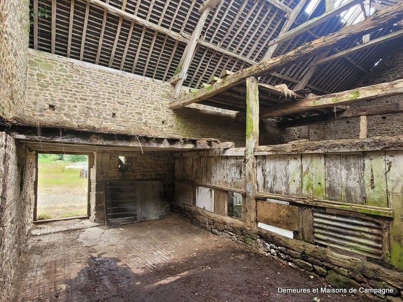 Grange - 130 m² - 1 pièce