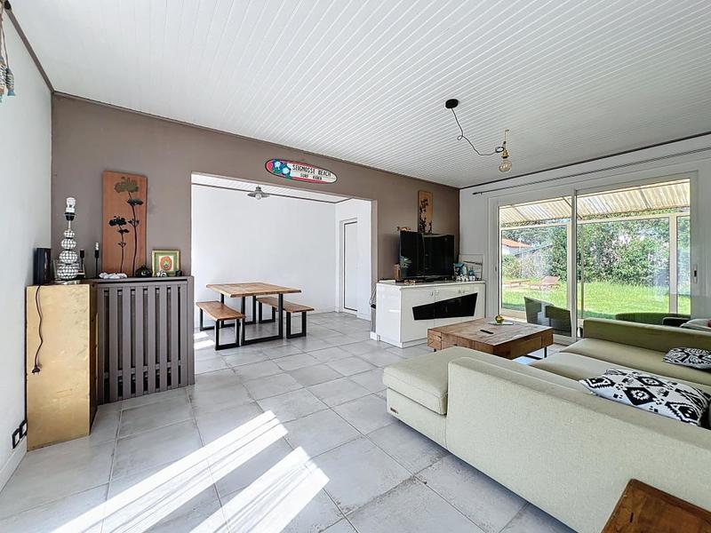 Pavillon - 85 m² - 5 pièces