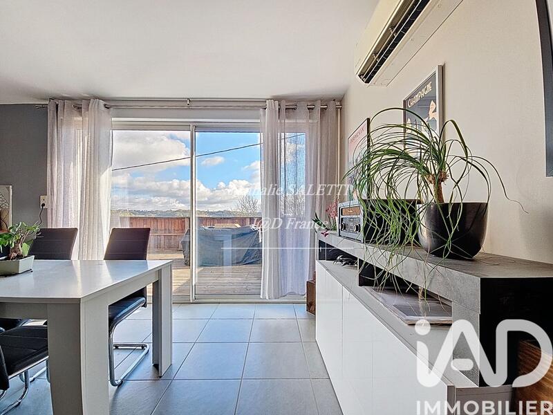 Maison - 95 m² - 3 pièces