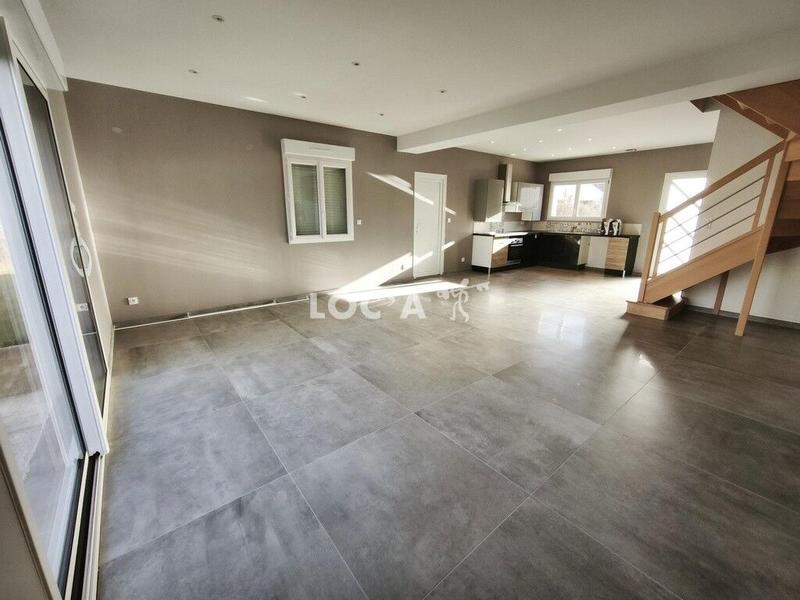 Maison - 83 m² - 3 pièces