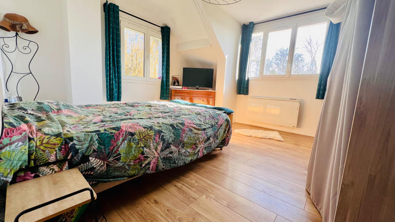 Maison - 186 m² - 7 pièces