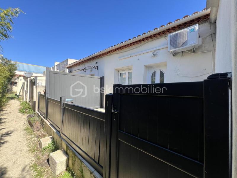 Immeuble - 800 m² - 37 pièces