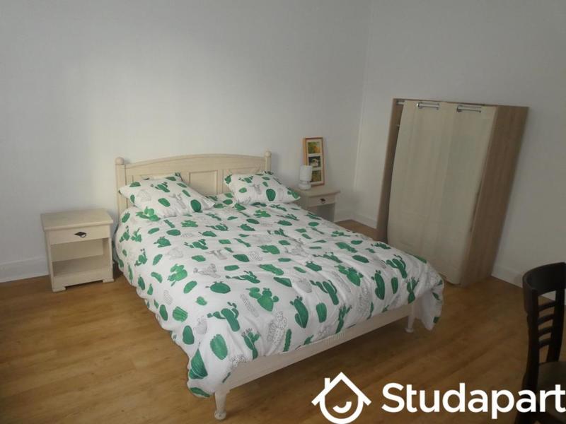 Chambre - 12 m² - 1 pièce