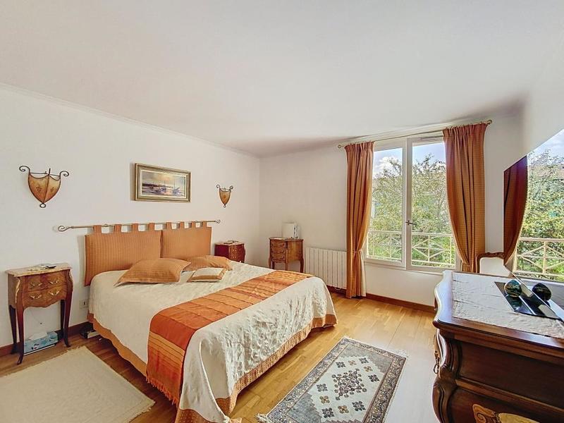 Maison - 164 m² - 5 pièces