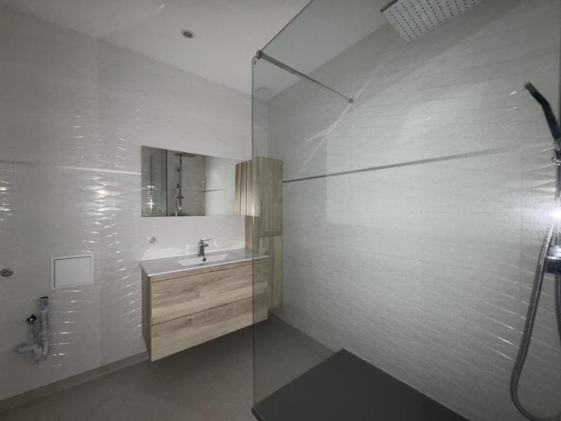 Appartement - 185 m² - 5 pièces