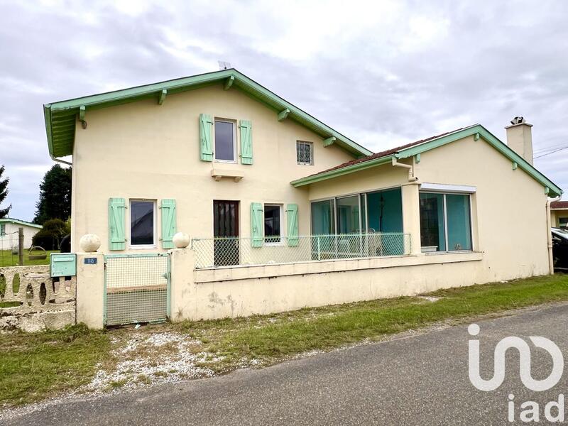 Maison de village - 94 m² - 4 pièces