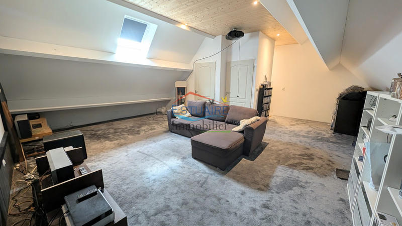 Maison traditionnelle - 138 m² - 6 pièces