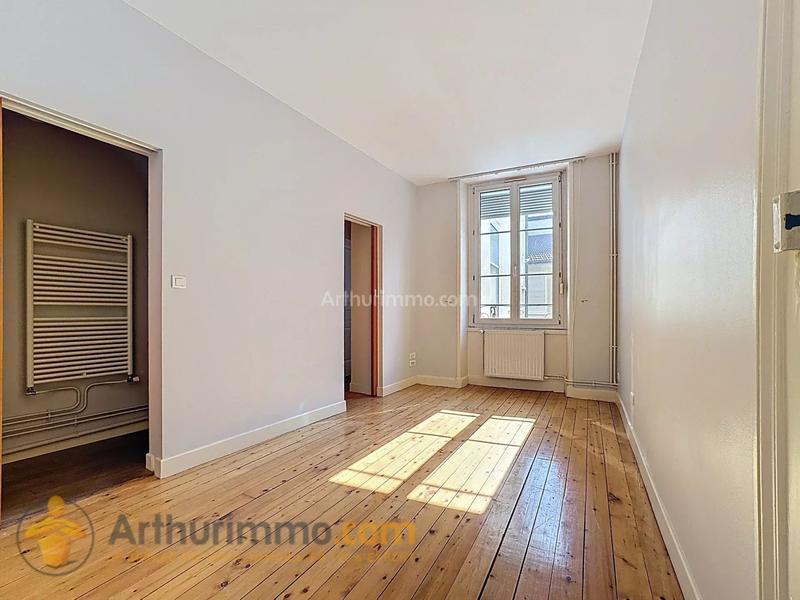 Appartement - 140 m² - 6 pièces