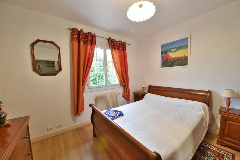 Maison - 186 m² - 7 pièces