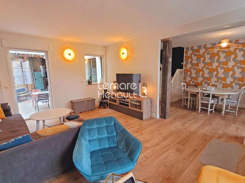 Maison de ville - 135 m² - 7 pièces