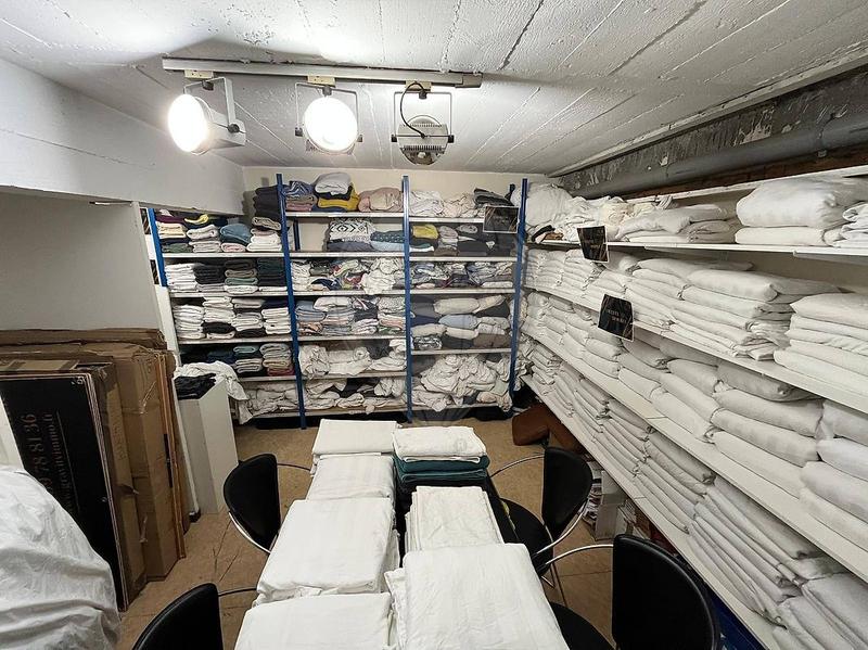 Bureau - 78 m² - 1 pièce