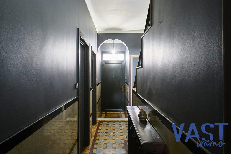 Maison traditionnelle - 160 m² - 7 pièces