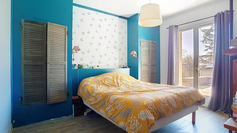 Maison traditionnelle - 160 m² - 6 pièces