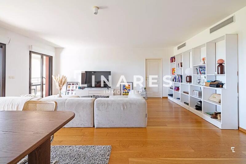 Appartement - 122 m² - 4 pièces