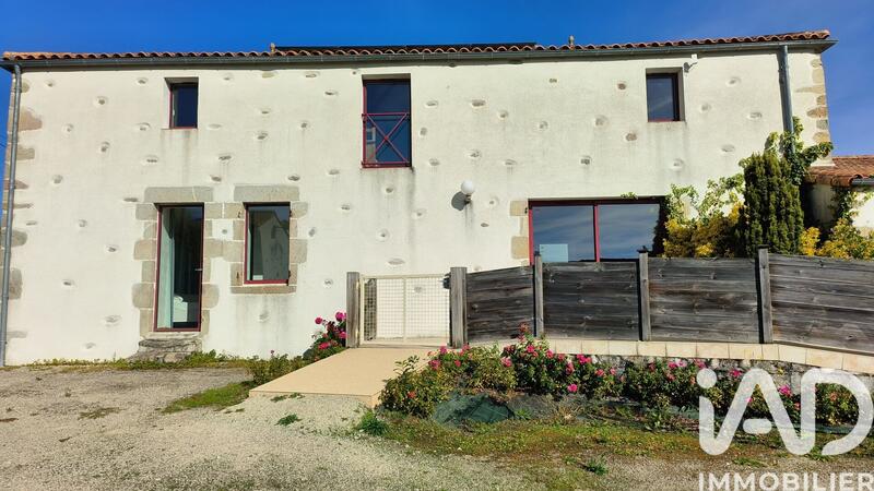 Maison - 178 m² - 7 pièces