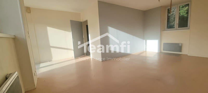 Maison - 230 m² - 9 pièces