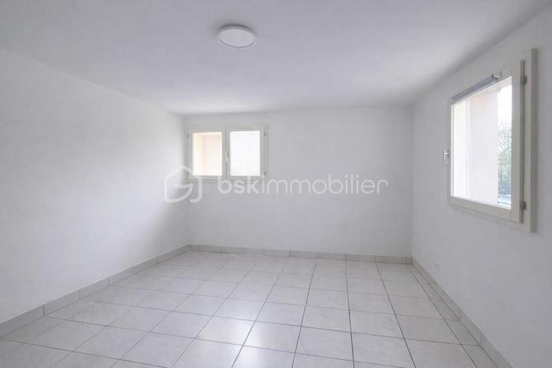 Villa - 193 m² - 8 pièces