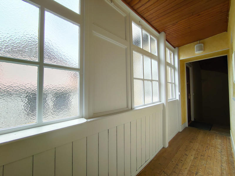 Propriété - 215 m² - 9 pièces