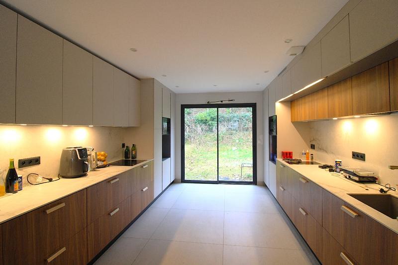 Maison - 147 m² - 7 pièces