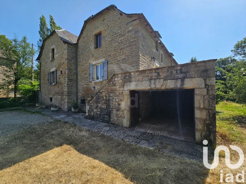 Maison - 295 m² - 11 pièces