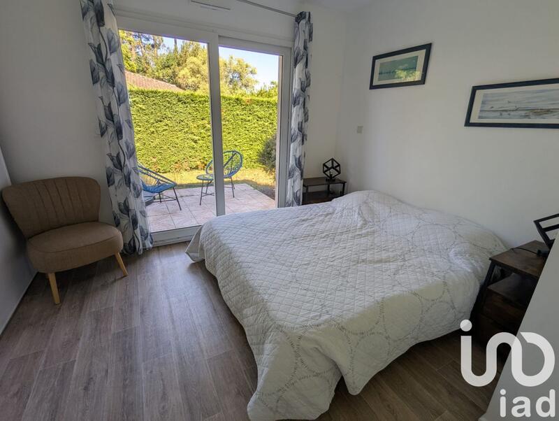 Maison - 263 m² - 9 pièces