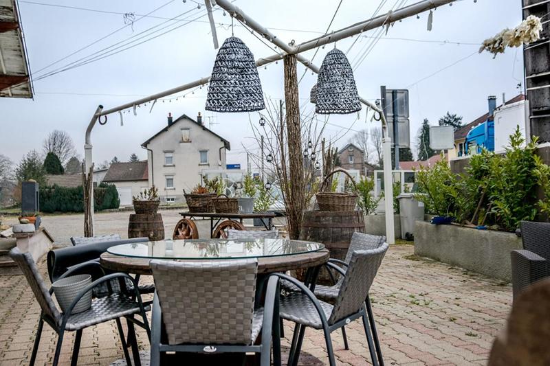 Maison - 244 m² - 10 pièces