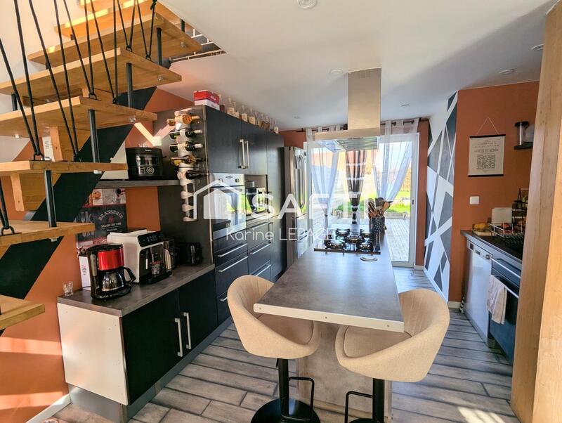 Maison - 103 m² - 4 pièces