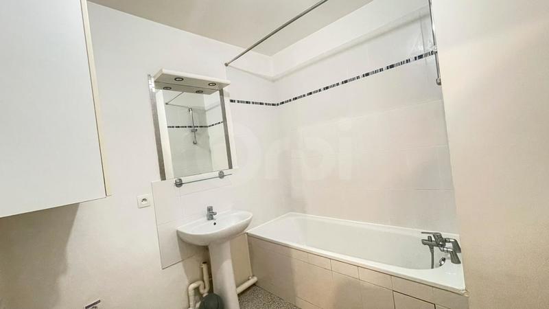 Appartement - 75 m² - 4 pièces