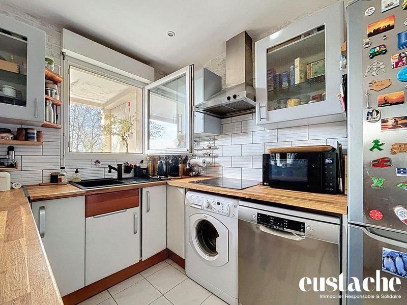 Appartement - 83 m² - 3 pièces