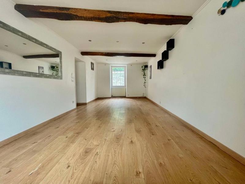 Maison de village - 105 m² - 4 pièces