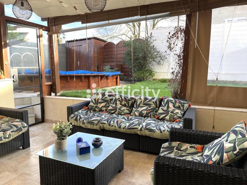 Maison - 140 m² - 6 pièces