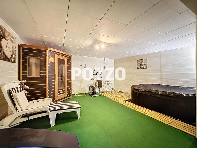 Maison - 188 m² - 6 pièces