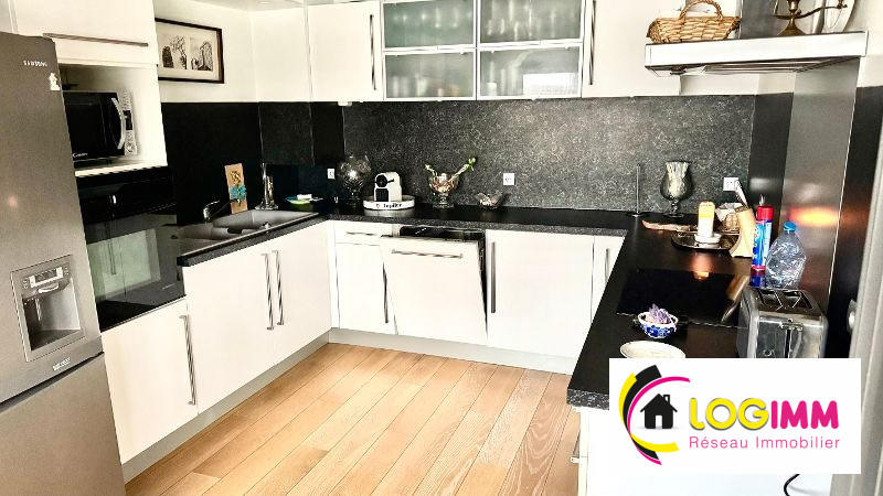 Maison traditionnelle - 110 m² - 5 pièces