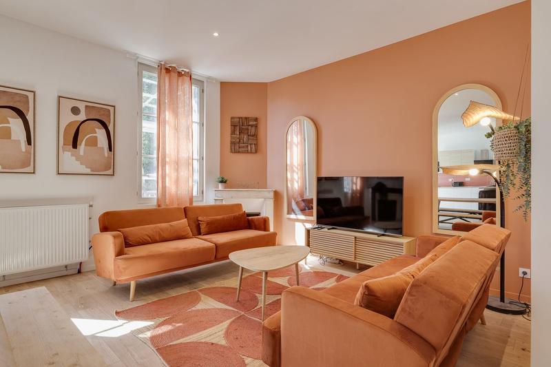 Maison - 350 m² - 15 pièces